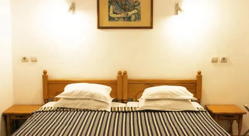 София: Park Hotel Amfora
