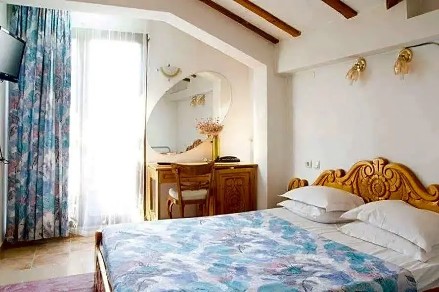 София: Park Hotel Amfora