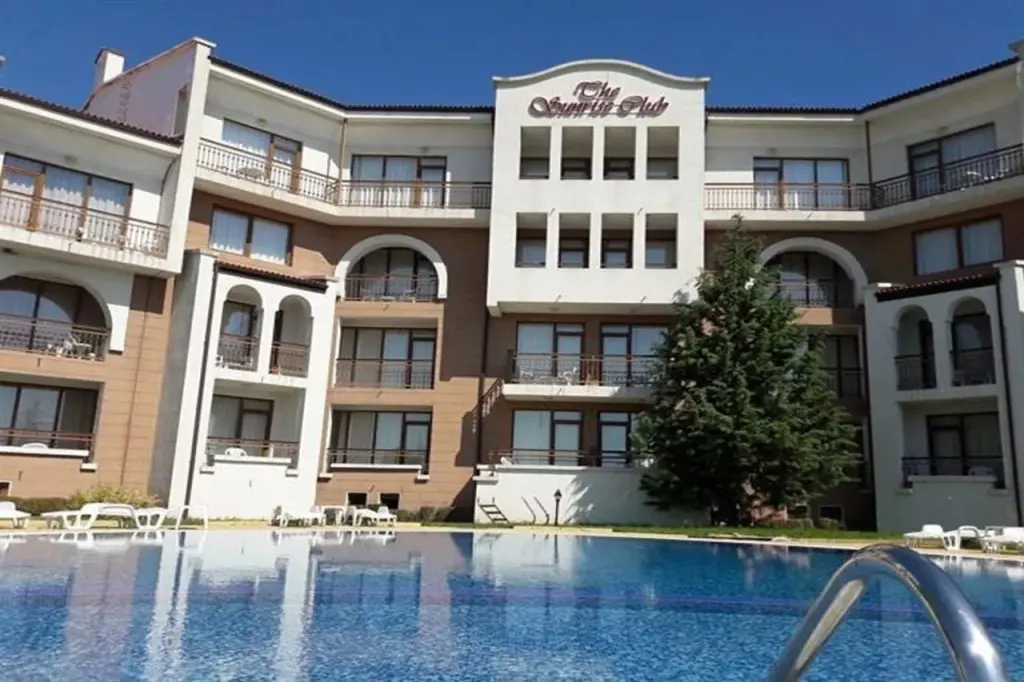 Равда: Sunrise Club Apart Hotel