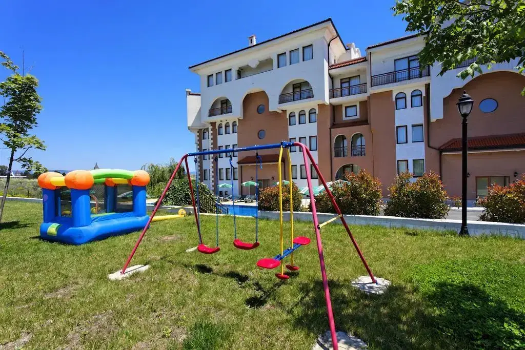 Равда: Sunrise Club Apart Hotel