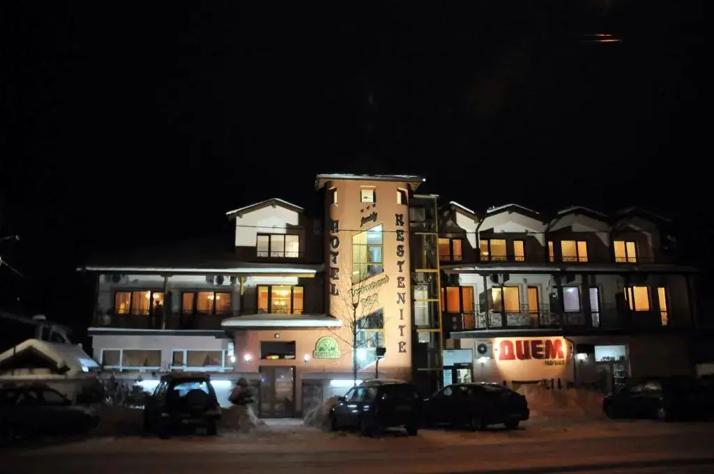 Kestenite Family Hotel — фото 1