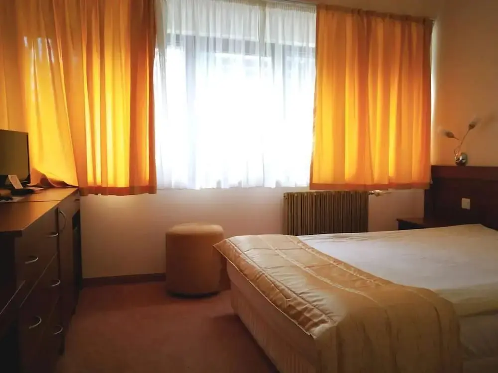 Самоков: Hotel Ela