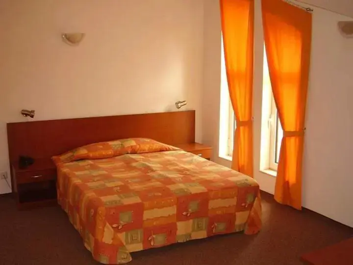 Девин: Hotel Elit