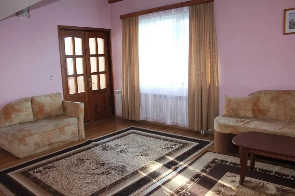 Банско: Strakova House
