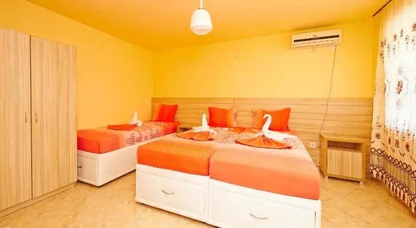 Поморие: Hotel Viva Beach