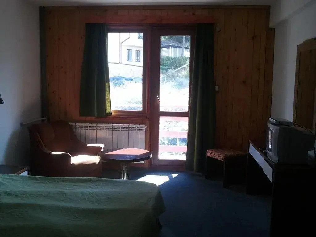 Пампорово: Kris Hotel