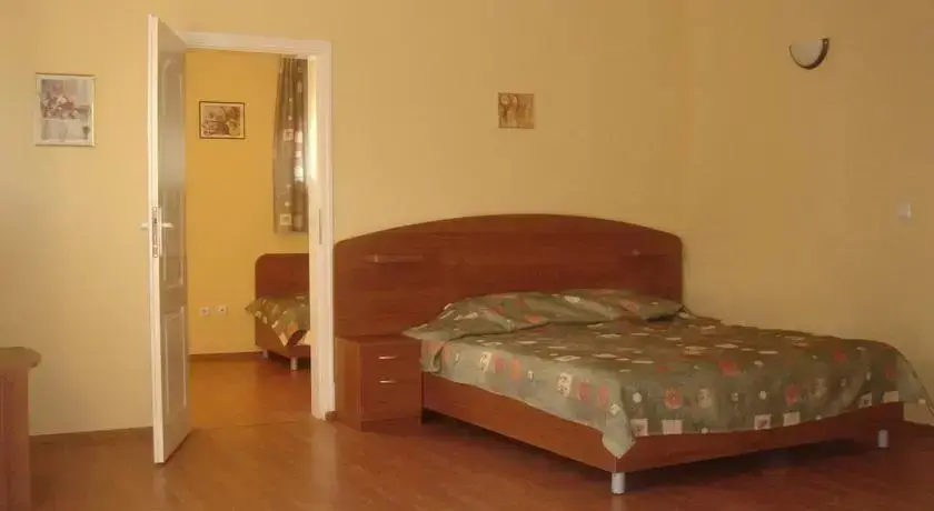 Балчик: Irish Rover Hotel