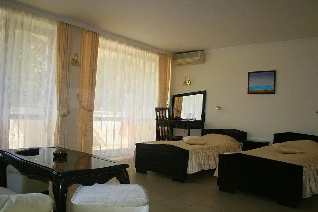 Солнечный берег: Hotel Klisura