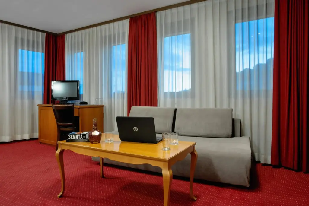 Велико Тырново: Real Hotel