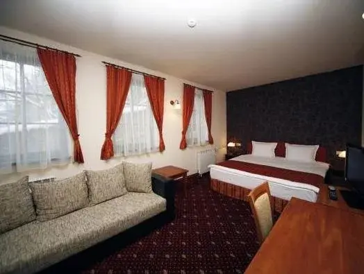 Копривштица: Hotel Hadjiite