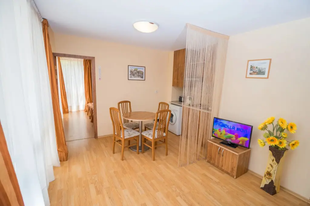 Солнечный берег: TSB Sunny Victory Apartments