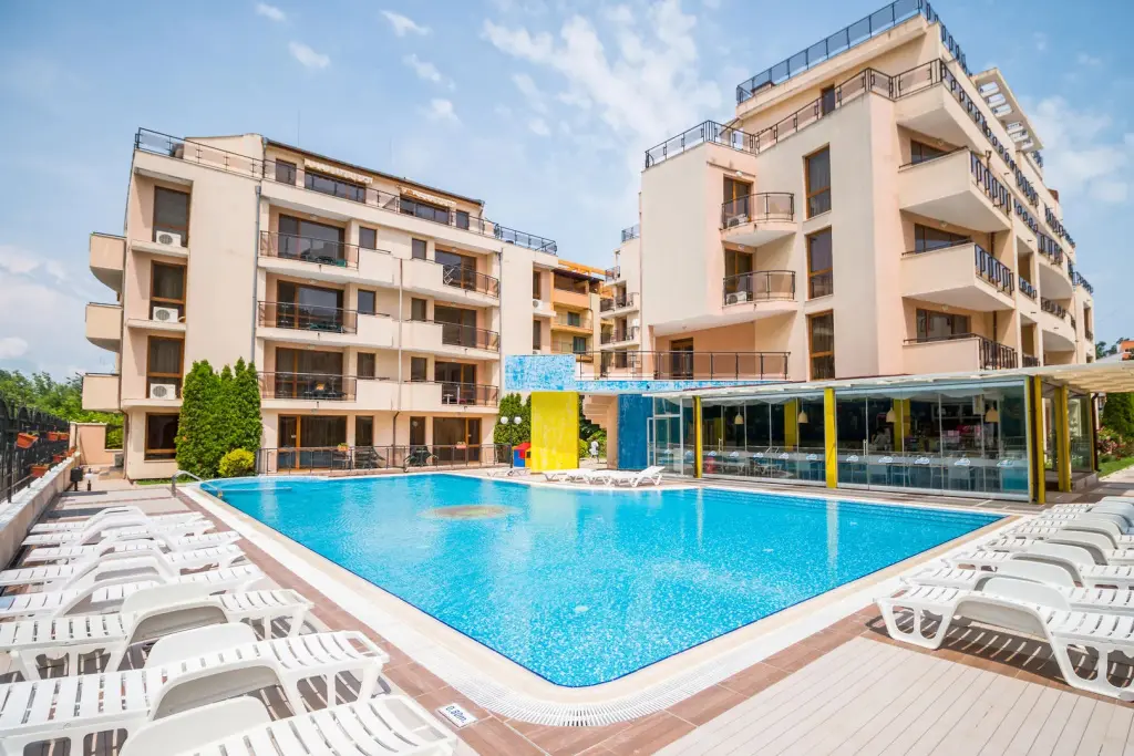 Солнечный берег: TSB Sunny Victory Apartments