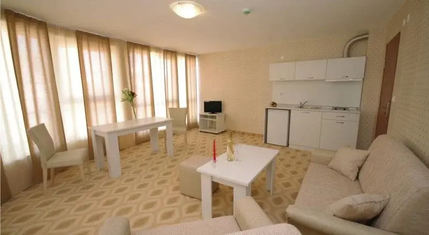 Несебр: Hotel Stela