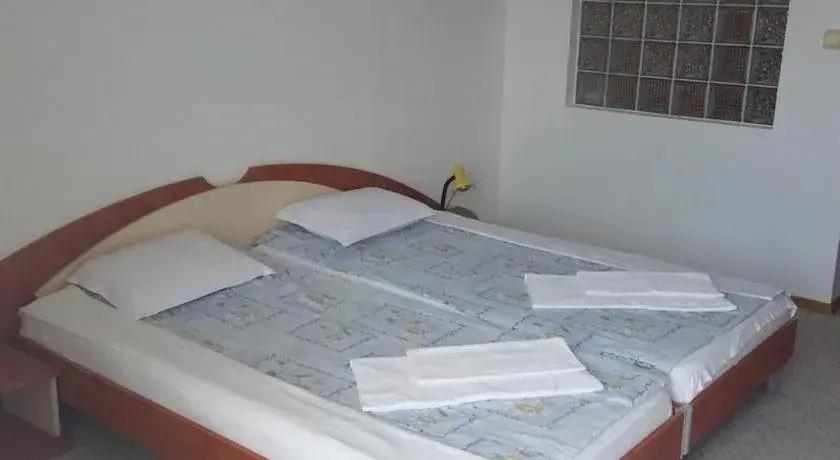 Созополь: Golden Fish Family Hotel