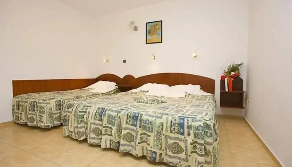 Несебр: Family Hotel Orfei