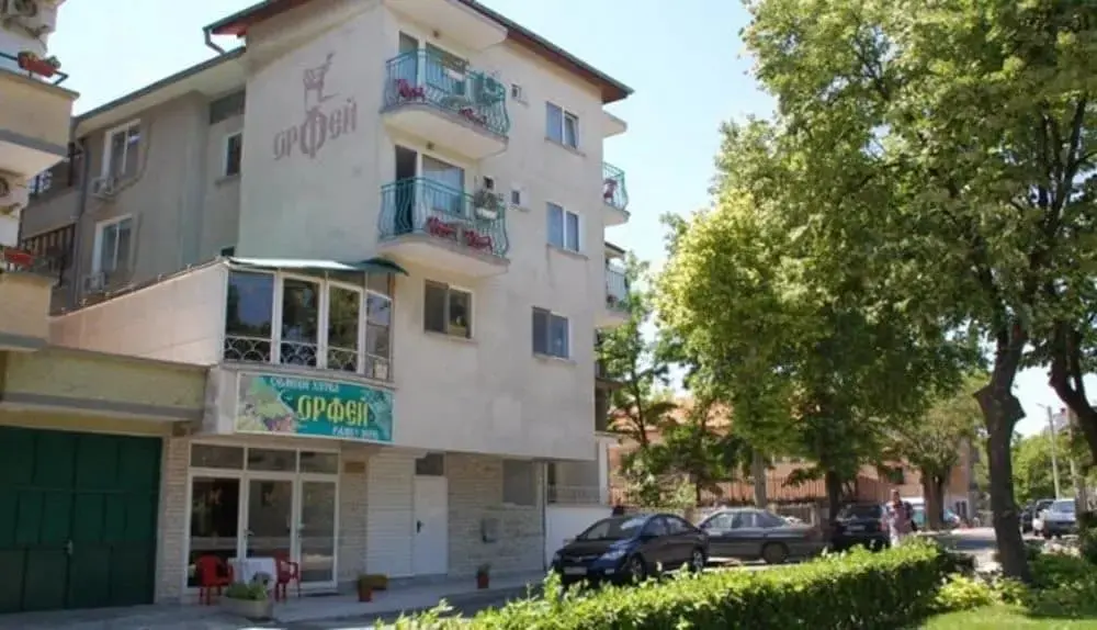 Несебр: Family Hotel Orfei