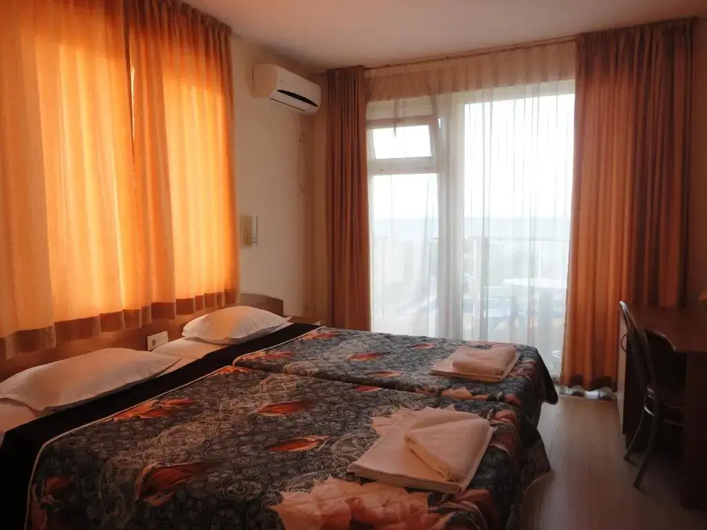 Созополь: Barex Family Hotel