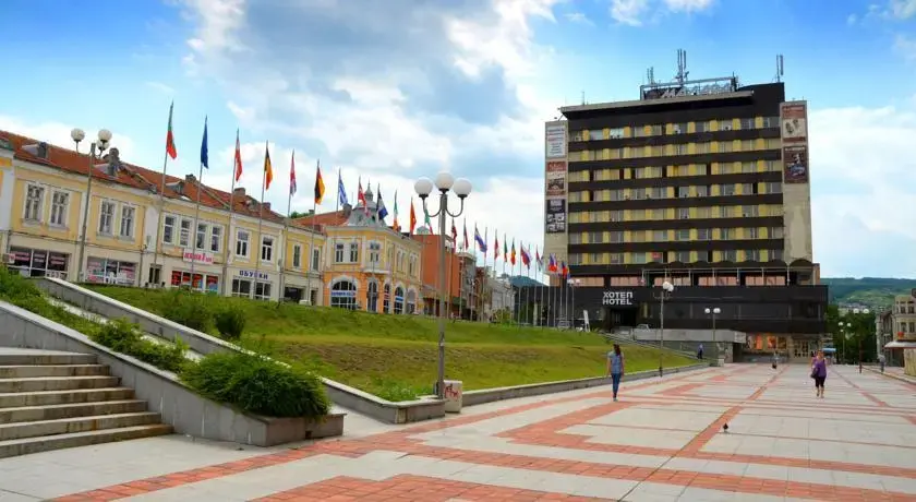 Шумен: Madara Hotel