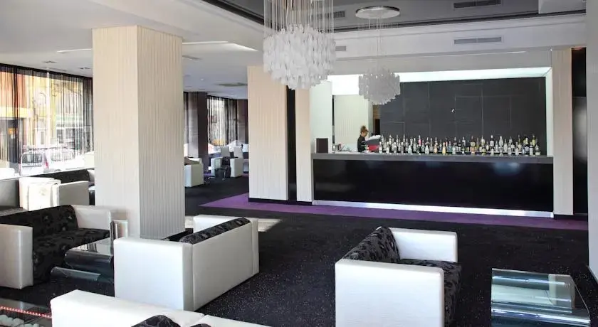 Шумен: Madara Hotel