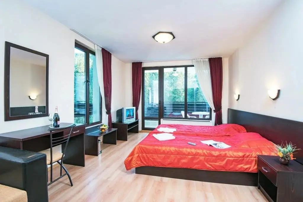 Пампорово: Hotel Ela - UTB P. Hilendarski