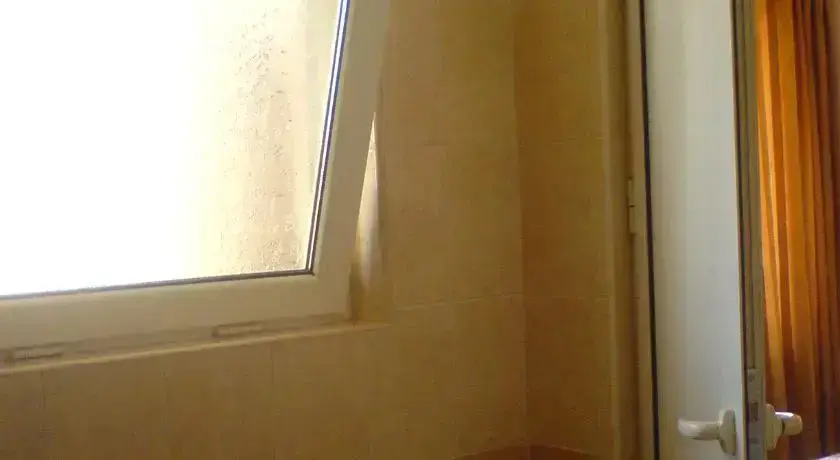 Равда: Guest House Ekaterina