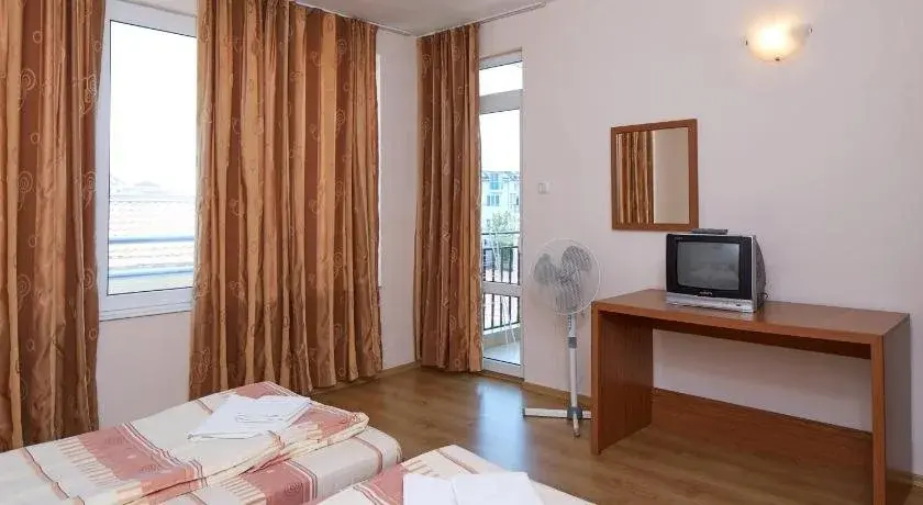 Равда: Guest House Ekaterina