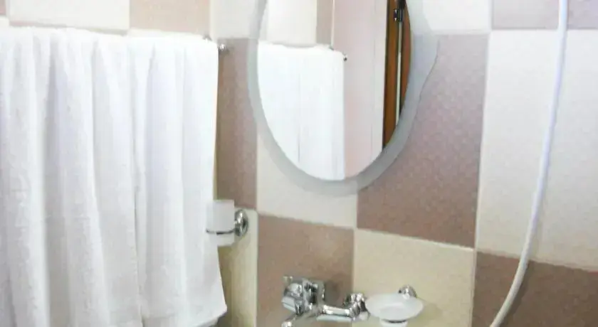 Обзор: Marianas Hotel