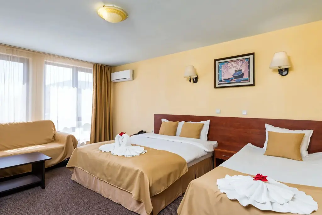 Бургас: Hotel Avenue