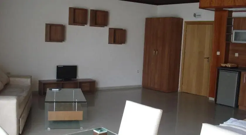 Солнечный берег: Pacific 3 Apartments