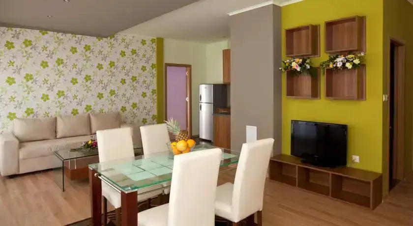 Солнечный берег: Pacific 3 Apartments