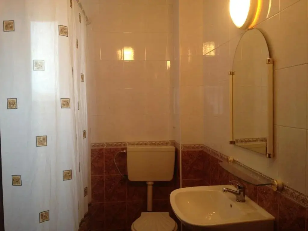 Созополь: Guest House Rakovina