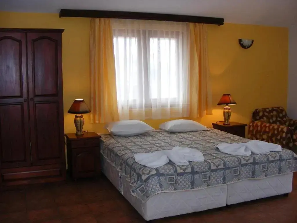 Созополь: Guest House Rakovina