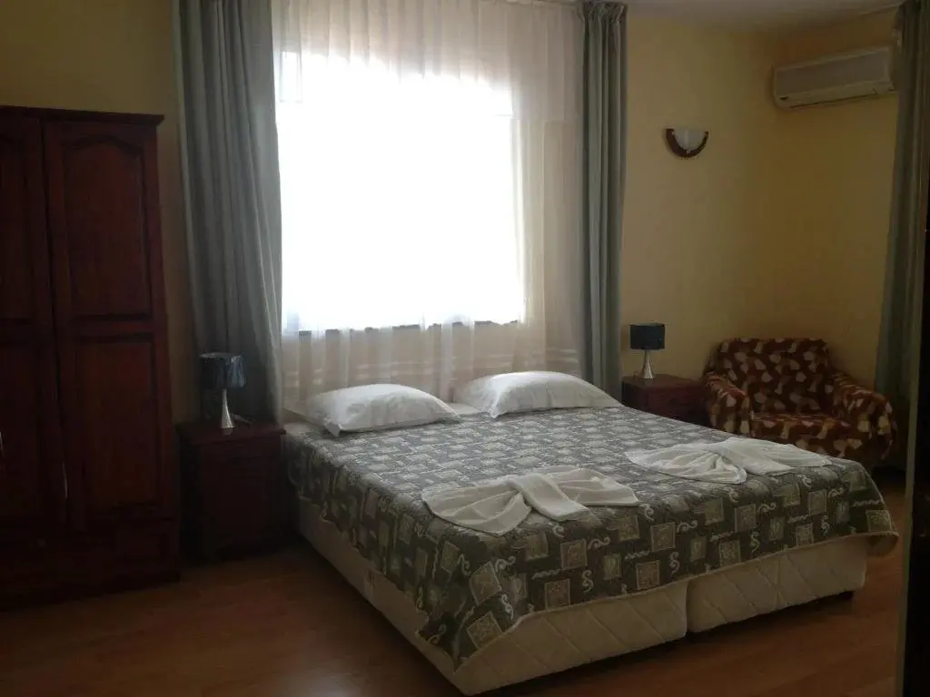 Созополь: Guest House Rakovina