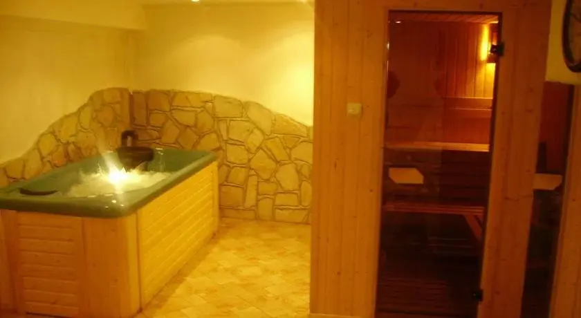 Самоков: Four Seasons Villa