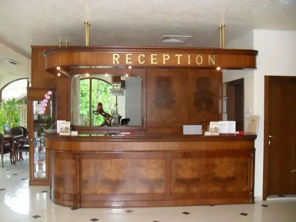 Варна: Hotel Hanat