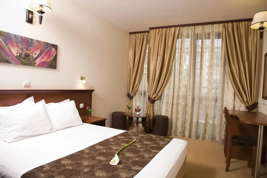 София: Hotel Favorit