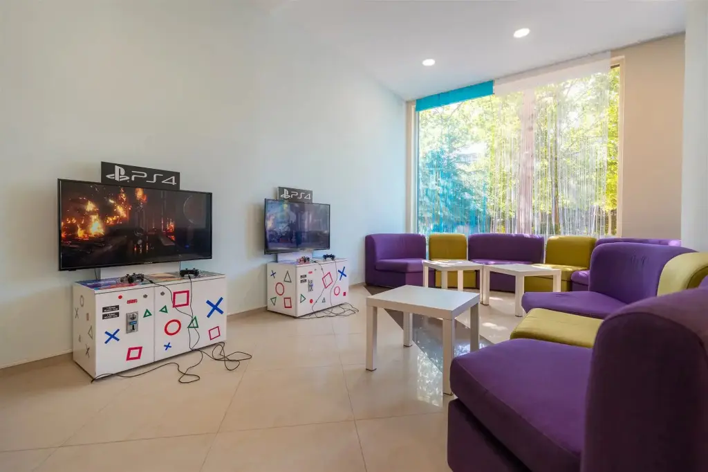 Солнечный берег: MPM Hotel Astoria