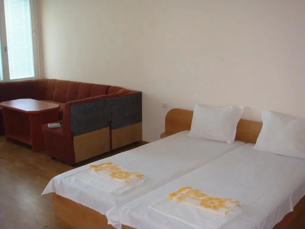 Поморие: Evi Apartments 1