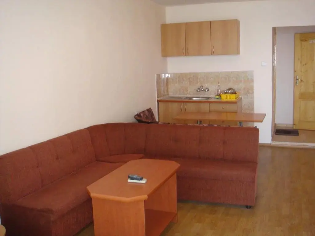 Поморие: Evi Apartments 1