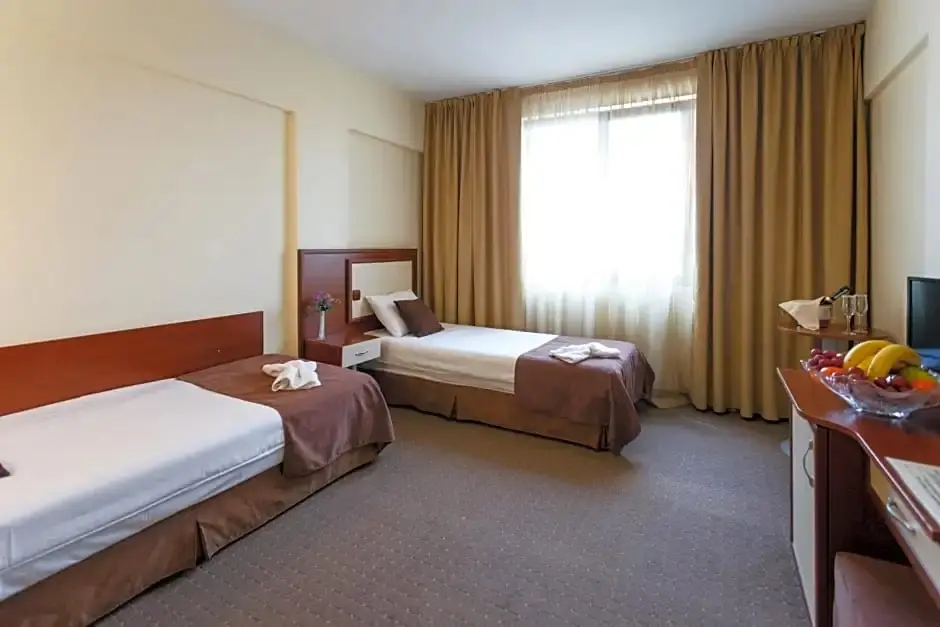София: Nadejda Hotel