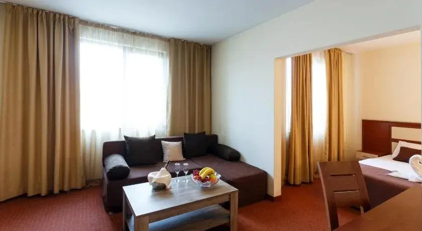 София: Nadejda Hotel