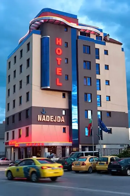 София: Nadejda Hotel