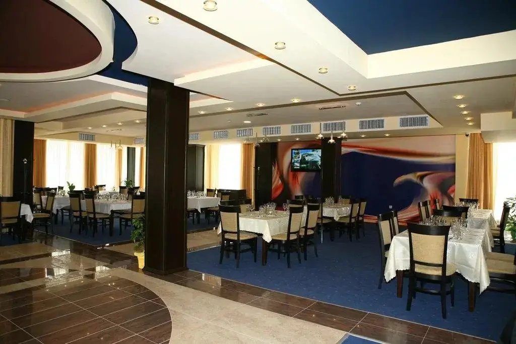 Силистра: Hotel Queen