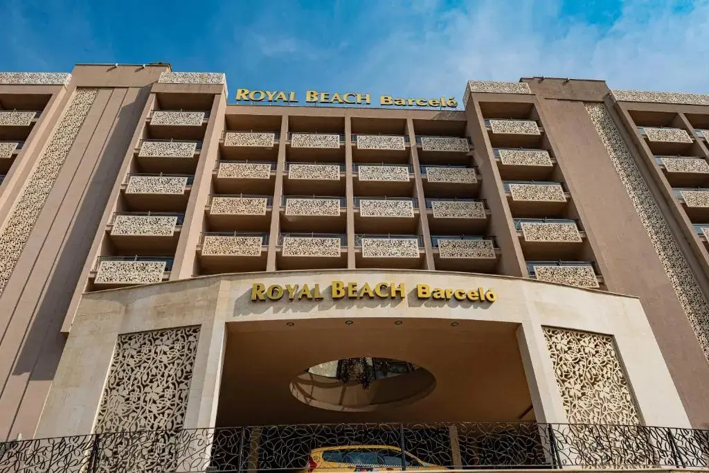 Menada Apartments in Royal Beach Resort — фото 1