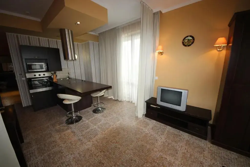 Солнечный берег: Menada Apartments in Royal Beach Resort