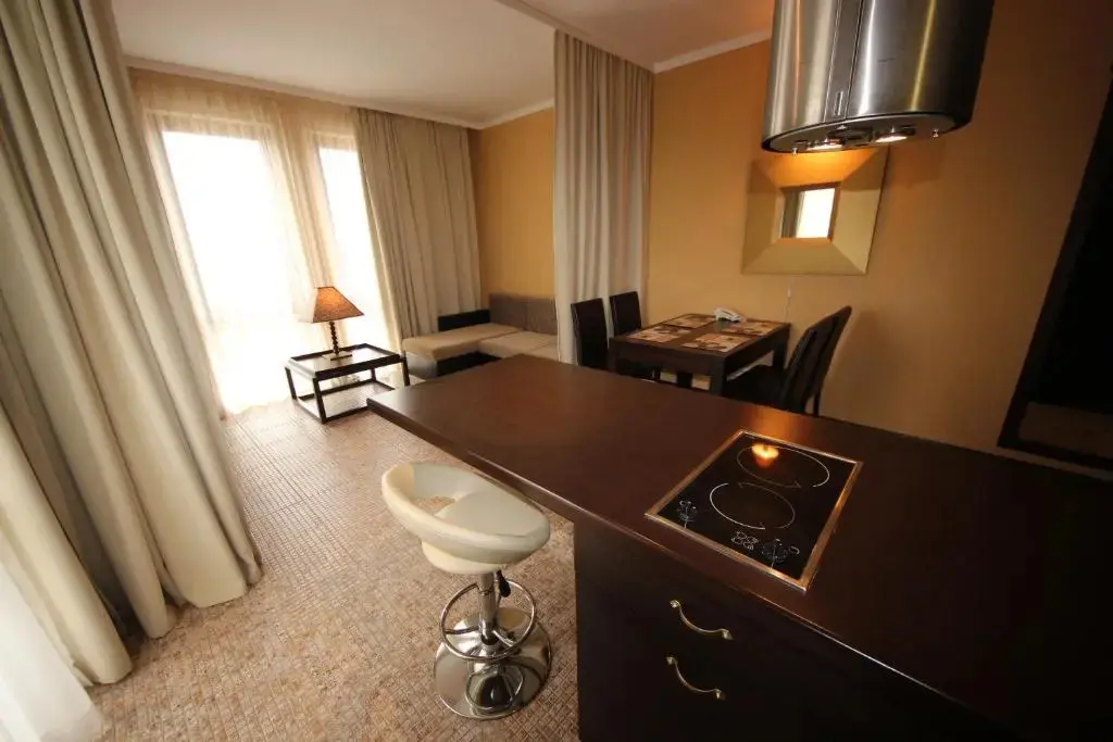 Солнечный берег: Menada Apartments in Royal Beach Resort