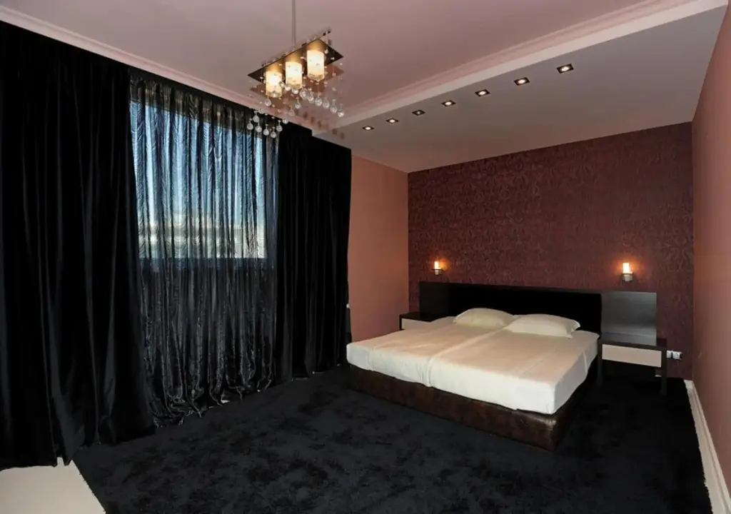 Солнечный берег: Hotel Heaven