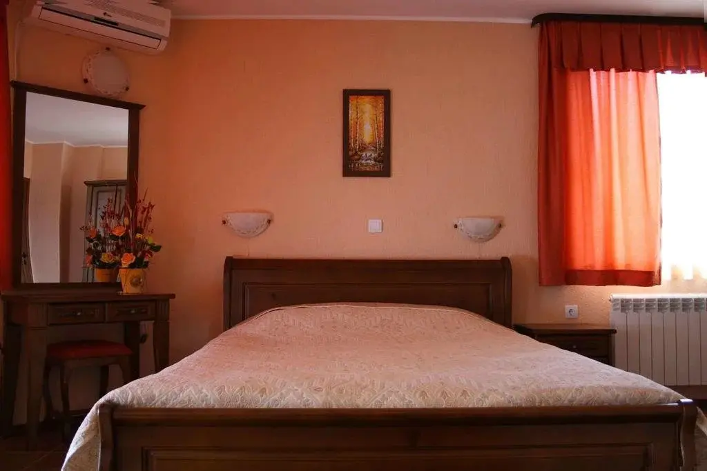 Смолян: Hotel Spartak