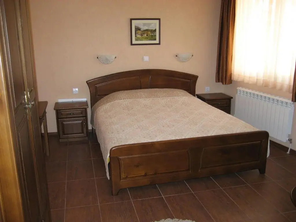 Смолян: Hotel Spartak