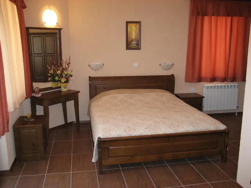 Смолян: Hotel Spartak